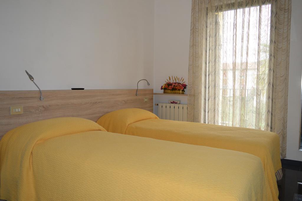 Il Corso Bed and Breakfast Novara Exterior foto