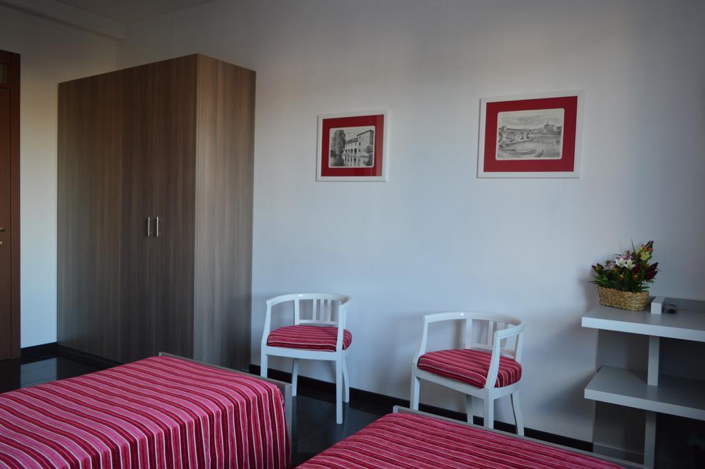 Il Corso Bed and Breakfast Novara Exterior foto