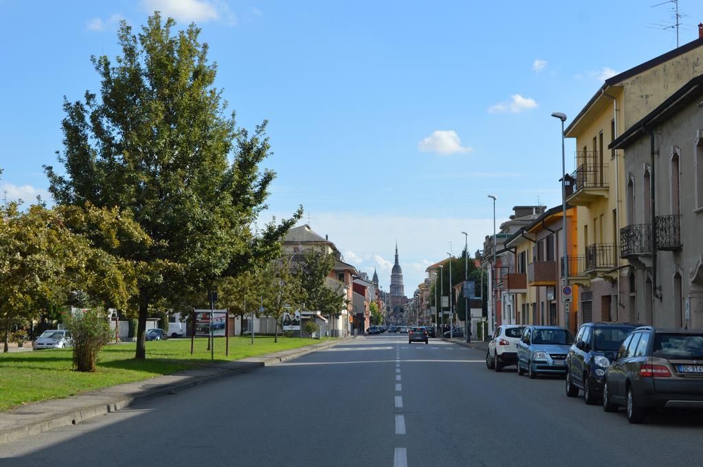 Il Corso Bed and Breakfast Novara Exterior foto